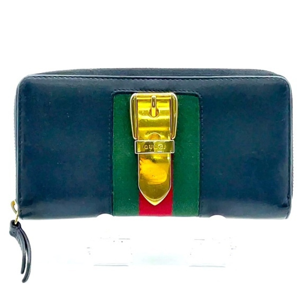 Gucci Sylvie Black Zip Around Wallet in Excellent Condition Rare find